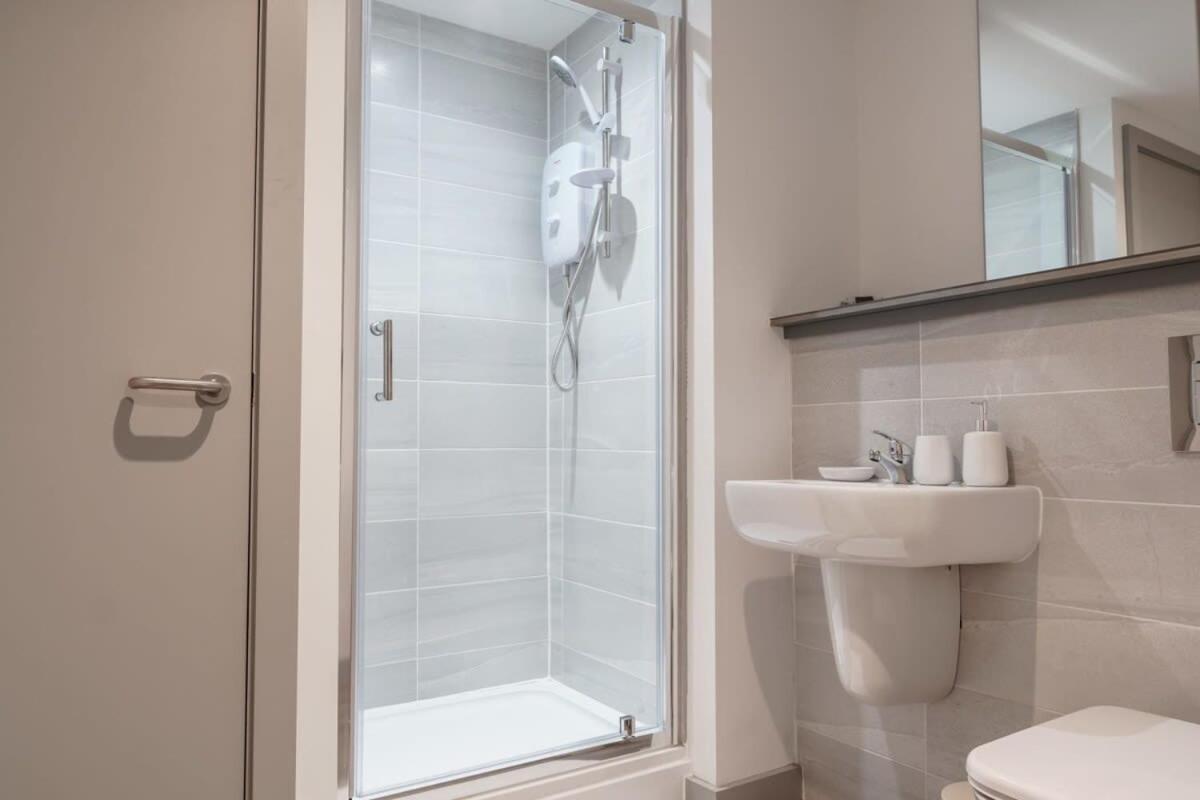 Contemporary 1 Bed Apartment In Liverpool Centre Ngoại thất bức ảnh